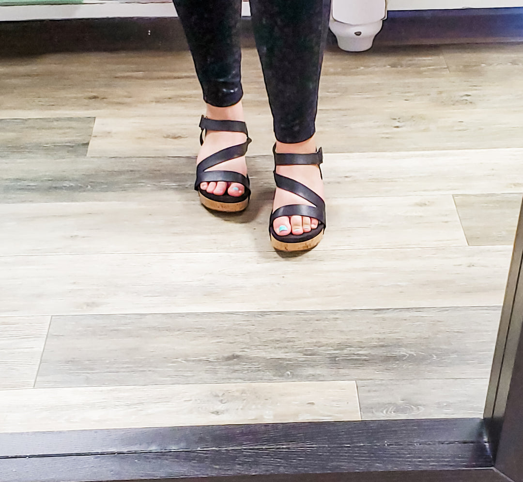 Corkys Spring Fling- Black