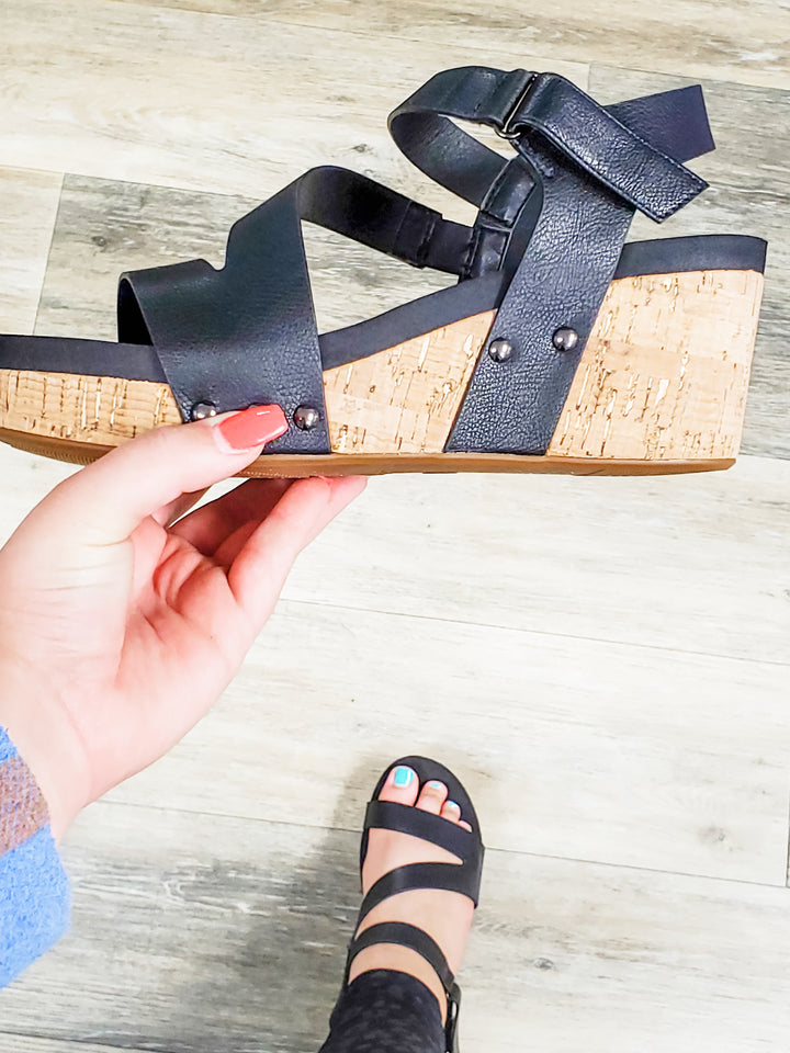 Corkys Spring Fling- Black