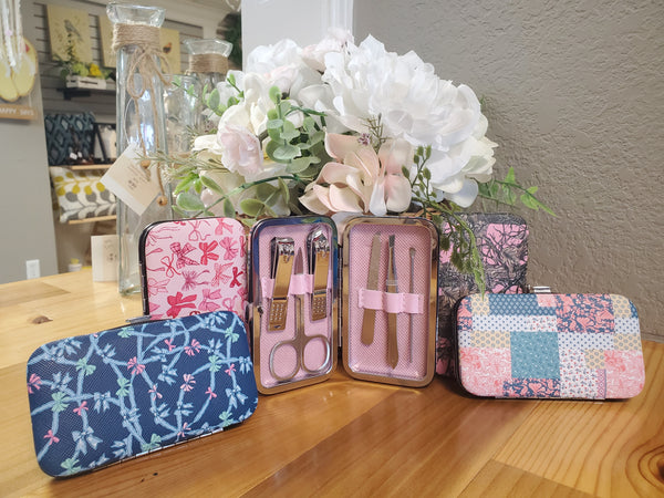 Simply Southern Manicure Kit