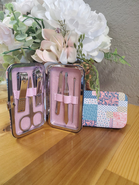 Simply Southern Manicure Kit