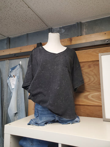 Kenzie Comfy Essential Tee in Black