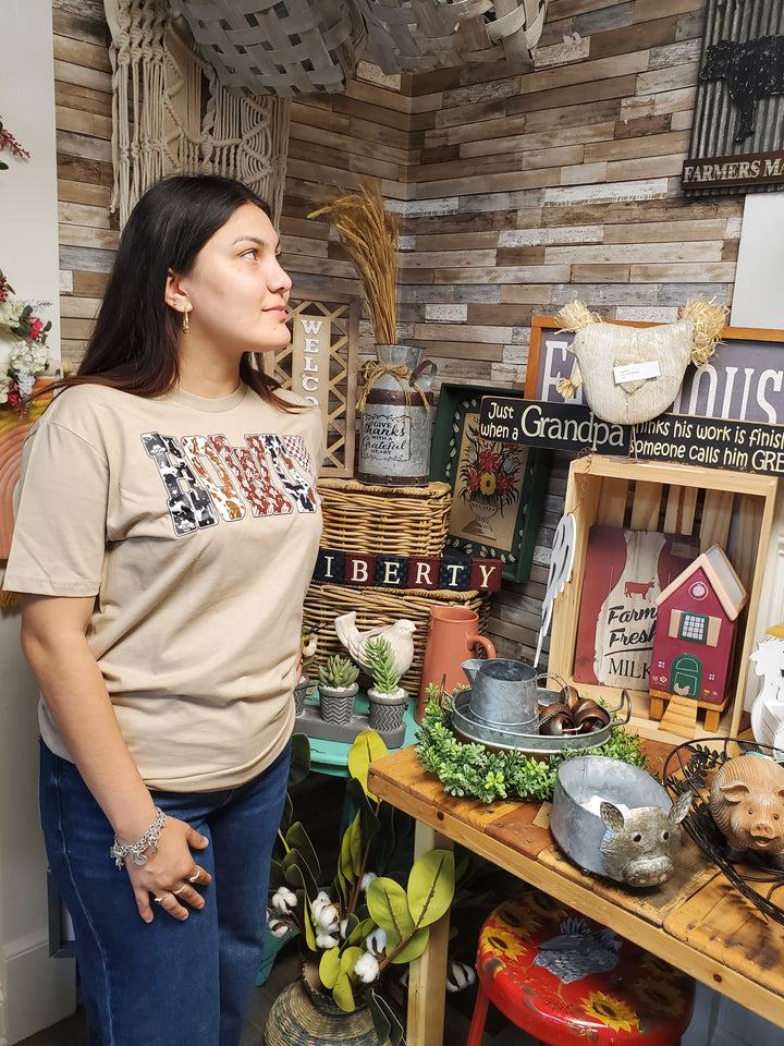 Modern ME Howdy Graphic Tee