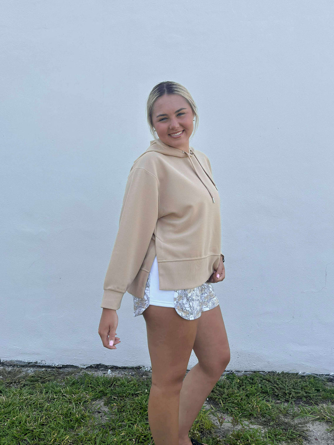 Simply Southern Ribbed Hoodie - Latte