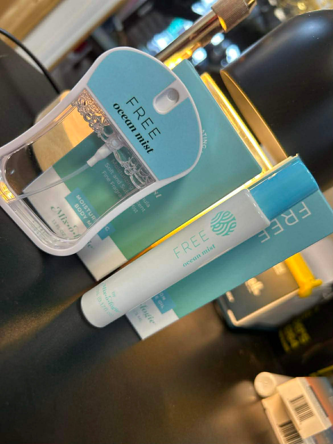 Free (Ocean Mist) Mixologie Perfume
