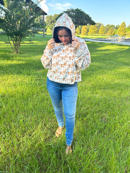 Simply Southern Cropped Hoodie Cow