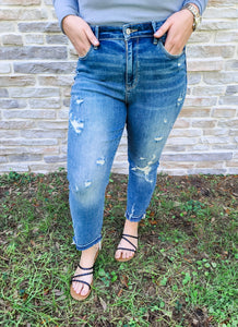 Joleigh Straight Fit Jeans